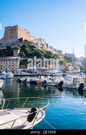 Le port de plaisance de Bonifacio/Corse France Banque D'Images