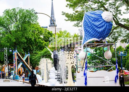 Montréal, Canada - 24 juin 2022 : décoration de rue le jour de la saint-jean-baptiste à Montréal Banque D'Images