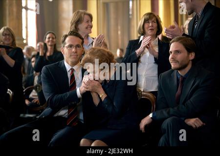 RYAN REYNOLDS, Helen Mirren, DANIEL BRUHL, FEMME EN OR, 2015 Banque D'Images