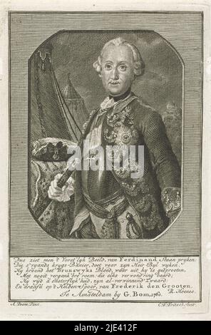 Portrait de Ferdinand, duc de Brunswick-Wolfenbüttel, Christian Friedrich Fritzsch, d'après Antoine Pesne, 1760, Portrait en octogonal de Ferdinand, duc de Brunswick-Wolfenbüttel, en possession de l'équipe de commandement. Sous le portrait se trouve une légende de six lignes en néerlandais., imprimeur: Christian Friedrich Fritzsch, (mentionné sur l'objet), après: Antoine Pesne, (mentionné sur l'objet), R. Heenes, (Mentionné sur l'objet), Amsterdam, 1760, papier, gravure, gravure, h 145 mm × l 97 mm Banque D'Images