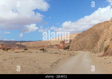 Magnifique Shkhoret Canyon dans le désert d'Arava en Israël Banque D'Images