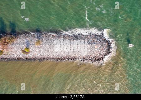 Vue aérienne de l'estuaire de Pak Nam Pranburi à Prachuap Khiri Khan, Thaïlande Banque D'Images