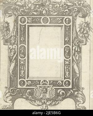 Dans le cadre il y a une femme ailé à gauche et à droite. D'une série de 32 feuilles. Les cartouris sont en partie tirés des gravures d'Antonio Fantuzzi après la décoration de la Galerie de François 1er par Giovanni Battista Rosso. La série est également connue sous le titre petits cartounets de Fontainebleau, cartouche rectangulaire dans un cadre décoré de grotesques, vases et médaillons avec des plafonds de mascarons et des cartouettes dans un cadre de scrollwork avec des grotesques, des guirlandes et des mascarons (titre de série)., imprimeur: Anonyme, Jacques Androuet, éditeur: Anonyme, France, anonyme (peut-être Banque D'Images