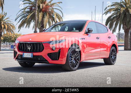 BARCELONE, ESPAGNE-9 JUIN 2022: Maserati Levante (Tipo M161), alias Kubang, à Barcelone Banque D'Images