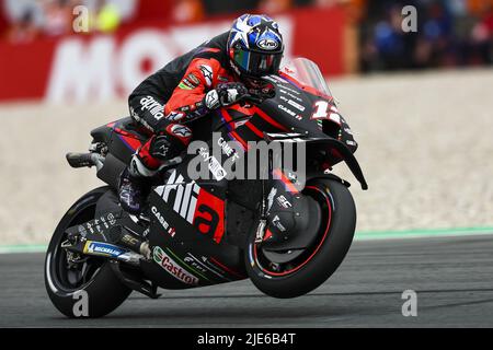 ASSEN - Maverick Vinales (SPA) sur son Aprilia en action pendant les qualifications MotoGP sur 25 juin 2022 au circuit TT d'Assen, pays-Bas. ANP VINCENT JANNINK Banque D'Images