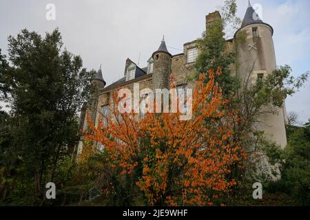 Ancien château en pierre de Vitré, France sur la place de la ville Banque D'Images