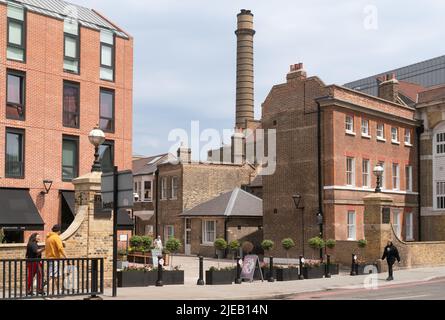 Le RAM Quarter est situé dans le parc de l'ancienne brasserie Young's Brewery à Wandsworth, Londres, Angleterre Banque D'Images