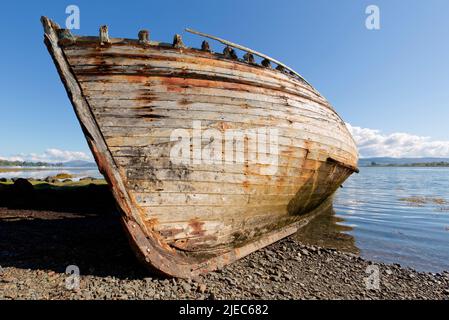 Ancien bateau de pêche en bois abandonné, île de Mull Banque D'Images