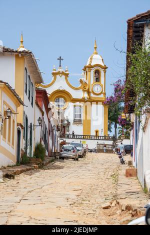 Eglise mère de Santo Antonio de la ville de Tiradentes à Minas Gerais, Brésil - 22 janvier 2018 : Voir Eglise mère de Santo Antonio de la ville de Tiradentes Banque D'Images