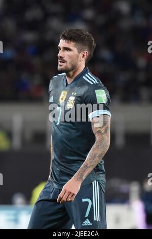 Buenos Aires, Argentine, 15 octobre 2021. Rodrigo de Paul pendant le match sud-américain Eliminatoria Qatar 2022 contre Perú à Estadio Monumental. Banque D'Images