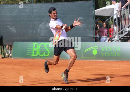 Milan, Italie. 26th juin 2022. Italie, Milan, juin 26 2022: Federico Coria (arg) pendant le match de tennis FEDERICO CORIA (ARG) contre FRANCESCO PASSARO (ITA) final ATP Challenger Milan au Aspria Harbour Club (image de crédit: © Fabrizio Andrea Bertani/Pacific Press via ZUMA Press Wire) Banque D'Images