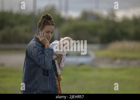 Téléviseur non daté encore sorti du bébé. Photo : Michelle de Swarte comme Natasha Williams. Fonctionnalités PA SHOWBIZ Télécharger les avis. Le crédit photo doit être lu : PA photo/Sky UK Limited. Tous droits réservés. AVERTISSEMENT : cette image ne doit être utilisée que pour accompagner la fonctionnalité AP SHOWBIZ Download Reviews. Banque D'Images