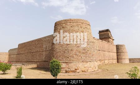 Vue extérieure du palais de Chderi fort, Chderi, Madhya Pradesh, Inde. Banque D'Images