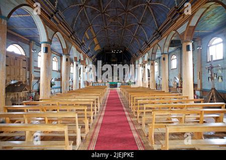 Église de Santa Maria de Loreto nef à Achao, île Quinchao, archipel de Chiloe, Chili. L'église a été construite vers 1740. Banque D'Images