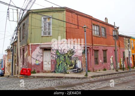 Murales le long de la rue à Valparaiso, Chili. Valparaiso a été déclarée site du patrimoine mondial par l'UNESCO en 2003. Banque D'Images