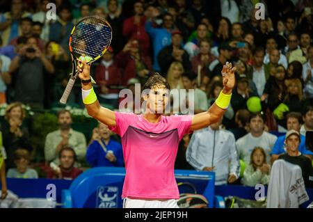 Rafael Nadal, joueur de tennis professionnel célèbre un nouveau titre ATP 250 à Buenos Aires. Banque D'Images