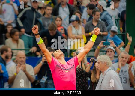 Rafael Nadal célèbre un nouveau titre ATP 250. Banque D'Images