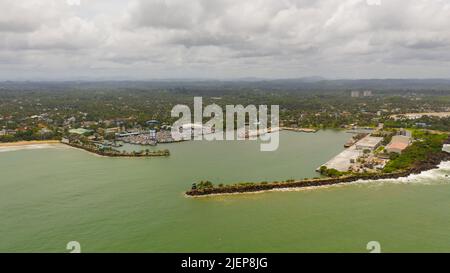 Vue aérienne de la ville historique de Galle avec un fort, Sri Lanka. Banque D'Images