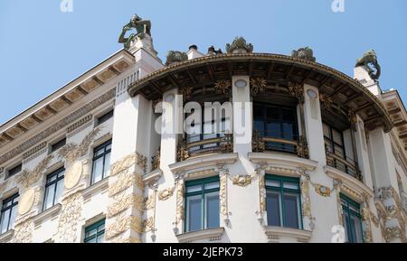 La maison à Wienzeile 38, qui jouxte la maison majolica, ainsi que le bâtiment suivant après celui à Köstlergasse 3.Build par Otto Wagner à Vienne, Banque D'Images