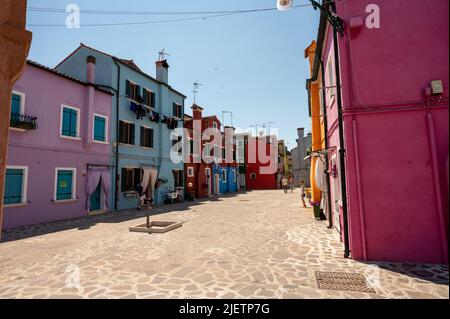 Île de Burano colorée à Venetiza, Italie Banque D'Images