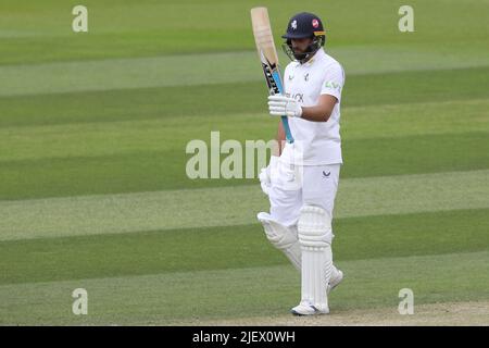 LONDRES, ROYAUME-UNI. 28th JUIN Jack Leaning de Kent fait son demi-siècle lors du match de division 1 du championnat du comté de LV= entre Surrey et Kent au Kia, Oval, Londres, le mardi 28th juin 2022. (Crédit : Robert Smith | ACTUALITÉS MI) crédit : ACTUALITÉS MI et sport /Actualités Alay Live Banque D'Images