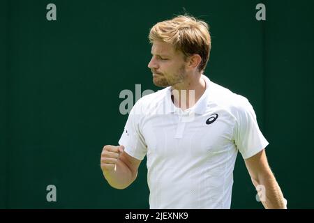 Wimbledon, Royaume-Uni, 28 juin 2022. Belge David Goffin gestes lors d'un premier tour dans le tournoi de singles masculin contre l'albot moldave au tournoi de tennis grand slam de Wimbledon 2022 au All England tennis Club, dans le sud-ouest de Londres, en Grande-Bretagne, le mardi 28 juin 2022. BELGA PHOTO BENOIT DOPPAGNE Banque D'Images