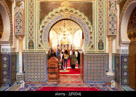 Maroc Fez. Mosquée Almawla Zaouia Moulay Idriss II Banque D'Images