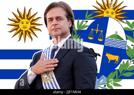 Luis Lacalle pou, le drapeau et les armoiries de l'Uruguay Banque D'Images