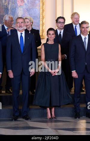 Madrid, Madrid, Espagne. 28th juin 2022. Le roi Felipe VI d'Espagne, la reine Letizia d'Espagne assiste à un dîner de gala aux chefs d'État lors du sommet de l'OTAN 32nd au Palais royal de 28 juin 2022 à Madrid, Espagne (image de crédit : © Jack Abuin/ZUMA Press Wire) Banque D'Images