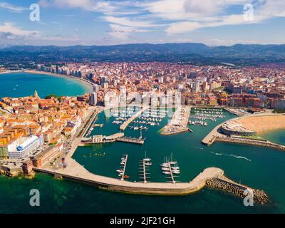 Rive de la mer de Gijon, Espagne Banque D'Images