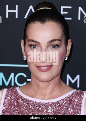 WEST HOLLYWOOD, LOS ANGELES, CALIFORNIE, États-Unis - JUIN 28 : l'actrice israélienne Ayelet Zurer arrive à la première de Los Angeles de la série originale d'AMC 'Moonhaven' qui s'est tenue à l'hôtel de Londres West Hollywood à Beverly Hills sur 28 juin 2022 à West Hollywood, Los Angeles, Californie, États-Unis. (Photo de Xavier Collin/image Press Agency) Banque D'Images
