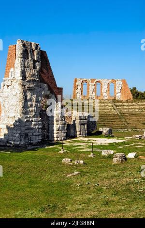 Ruines de l'ancien théâtre romain, Italie, Ombrie, Gubbio Banque D'Images