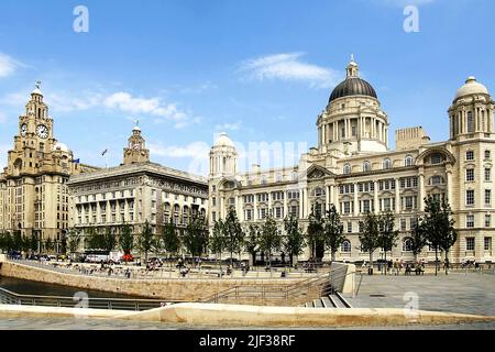 Les trois Grâces avec Port of Liverpool Building, Royal Liver Building et Cunard Building, Royaume-Uni, Angleterre, Liverpool Banque D'Images
