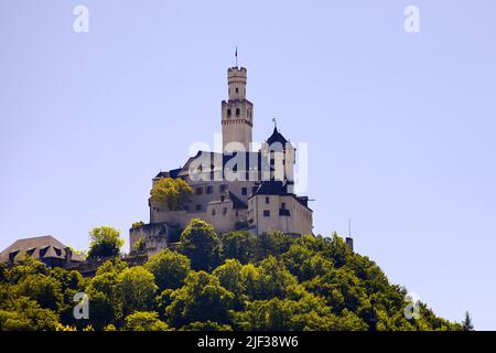 Le château de Marksburg, le seul château médiéval au sommet d'une colline sur le Rhin moyen qui n'a jamais été détruit, Allemagne, Rhénanie-Palatinat, Braubach Banque D'Images