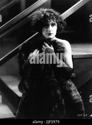 EVELYN BRANT dans LE DERNIER COMMANDEMENT 1928 directeur JOSEF von STERNBERG Paramount Pictures Banque D'Images