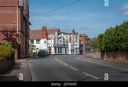 Tewkesbury, Royaume-Uni, mai 2022 - bâtiments anciens dans la ville marchande de Tewkesbury à Gloucestershire, Angleterre, Royaume-Uni Banque D'Images