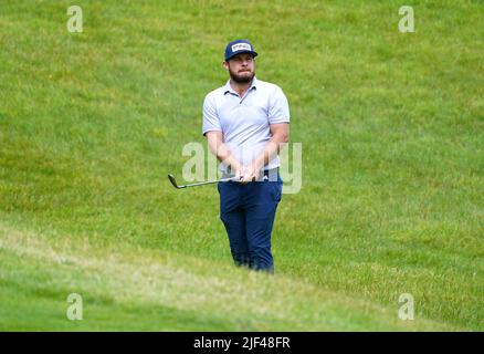 Le Tyrrell Hatton d'Angleterre sur le 8th trous pendant la journée Pro-Am de l'Horizon Irish Open 2022 à Mount Juliet Estate, Thomastown, Co Kilkenny. Date de la photo: Mercredi 29 juin 2022. Banque D'Images