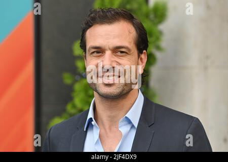Munich, Allemagne. 28th juin 2022. Kai SCHUMANN (acteur), image simple, motif unique coupé, portrait, portrait, portrait. Réception ZDF / rassemblement au bar H'ugo à l'occasion du Festival du film de Munich sur 28 juin 2022 crédit: dpa/Alamy Live News Banque D'Images