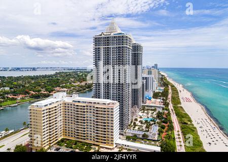 Miami Beach Florida, vue aérienne du dessus, Blue Green Diamond High Rise Luxury condominium buildings, Mimosa Condominium front de mer W Banque D'Images