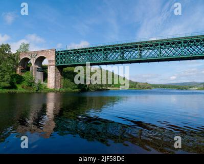 Shin chemin de fer viaduc au-dessus de Kyle de Sutherland, Highland Écosse Banque D'Images