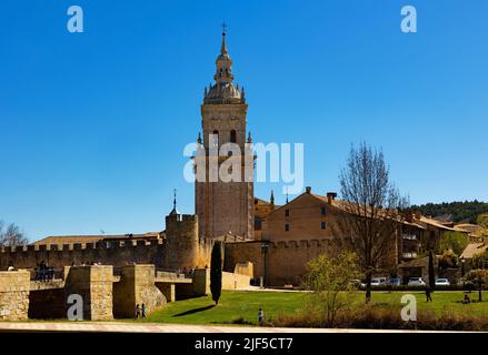 Cathédrale médiévale d'Assomption d'El Burgo de Osma, Espagne Banque D'Images