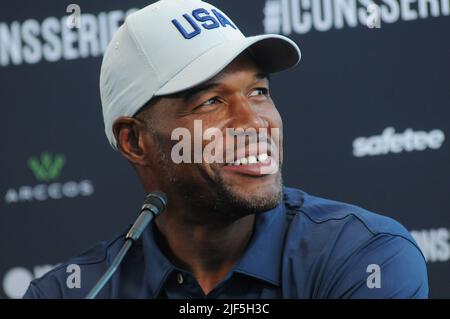 Jersey, États-Unis. 29th juin 2022. Michael Strahan participe à la conférence de presse Icons Series au Liberty National Golf Club, Jersey City. (Photo par Efren Landaos/SOPA Images/Sipa USA) crédit: SIPA USA/Alay Live News Banque D'Images