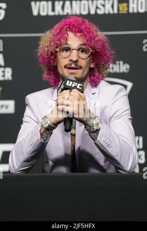 LAS VEGAS, NV - 29 juin : Sean O’Malley rencontre la presse pour la journée des médias à l'UFC Apex pour l'UFC 276 - Adesanya vs Connonier - Journée des médias sur 29 juin 2022 à LAS VEGAS, NV, États-Unis. (Photo de Louis Grasse/PxImages) Banque D'Images