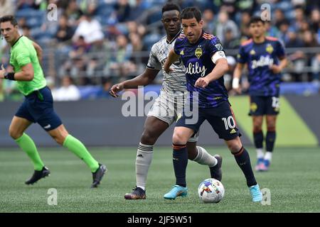 Seattle, WA, États-Unis. 29th juin 2022. Nicolas Lodeiro, milieu de terrain des Sounders de Seattle, lors du match de soccer MLS entre le CF Montréal et le Seattle Sounders FC au Lumen Field de Seattle, en Australie occidentale. Montréal défait Seattle 2-1. Steve Faber/CSM/Alamy Live News Banque D'Images