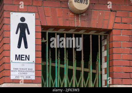 Toilettes publiques fermées à Avonmouth Bristol Banque D'Images