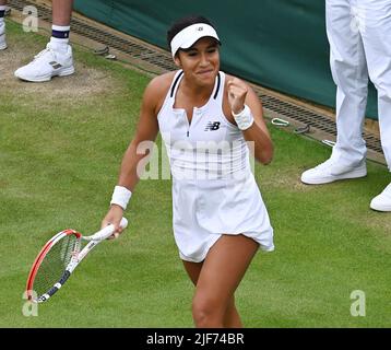 Londres, GBR. 30th juin 2022. London Wimbledon Championships Day 3 30/06/2022 Heather Watson (GBR) remporte le deuxième tour de match. Crédit : Roger Parker/Alay Live News Banque D'Images