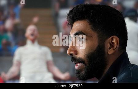 Le Jasenit Bumrah de l'Inde parle aux médias lors d'une conférence de presse au stade Edgbaston, à Birmingham. Date de la photo: Jeudi 30 juin 2022. Banque D'Images