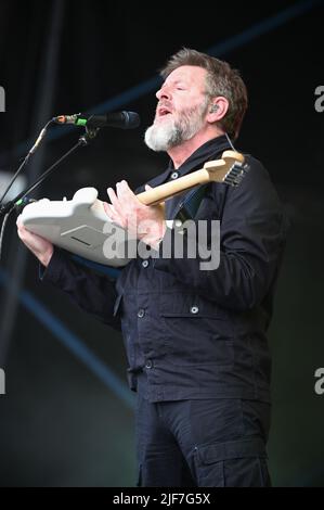 Leeds, Yorkshire du Sud, Royaume-Uni. 25th juin 2022. Green Gartside, chanteur de Scritti Politti, se produit au festival lets Rock Leeds 80s à Leeds. (Image de crédit : © Robin Burns/SOPA Images via ZUMA Press Wire) Banque D'Images