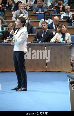 Maria Angelita Ressa co-fondatrice et PDG de Rappler et de son premier philippin à recevoir le prix Nobel de la paix, s'exprimant à Bonn, en Allemagne Banque D'Images