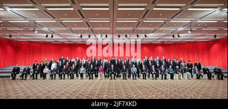 Hong Kong, Chine. 30th juin 2022. Le président chinois Xi Jinping rencontre des dignitaires locaux à Hong Kong, dans le sud de la Chine, au 30 juin 2022. Credit: Yao Dawei/Xinhua/Alay Live News Banque D'Images